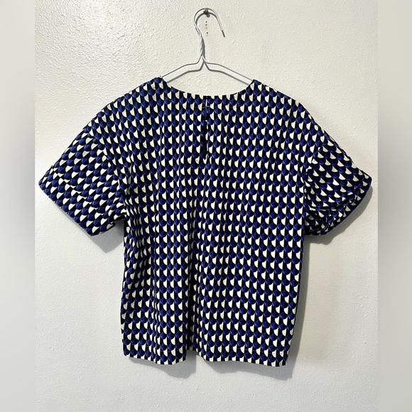 J. Crew Geometric Boxy Cropped Short Sleeve Blouse - Size 4 - Picture 5 of 9